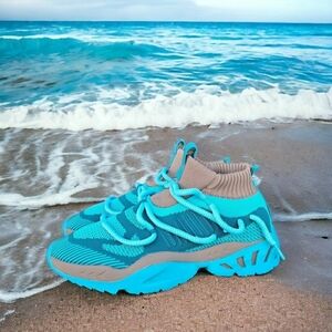 Sia Collective CV 0.02 Turks and Caicos